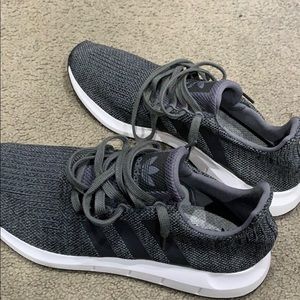 Adidas Swift Run
